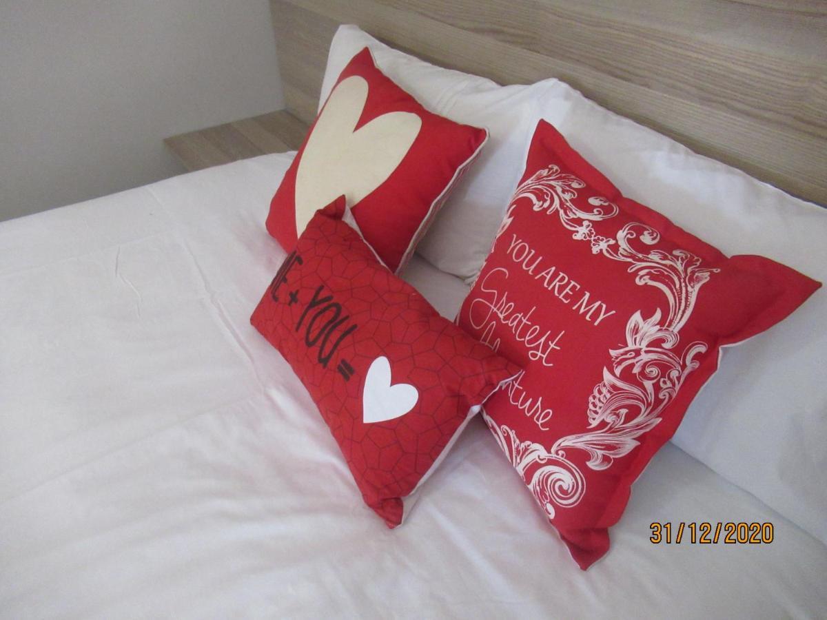 קורומאן Pab-Love Guest House מראה חיצוני תמונה