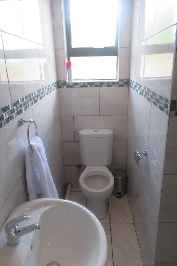 קורומאן Pab-Love Guest House מראה חיצוני תמונה