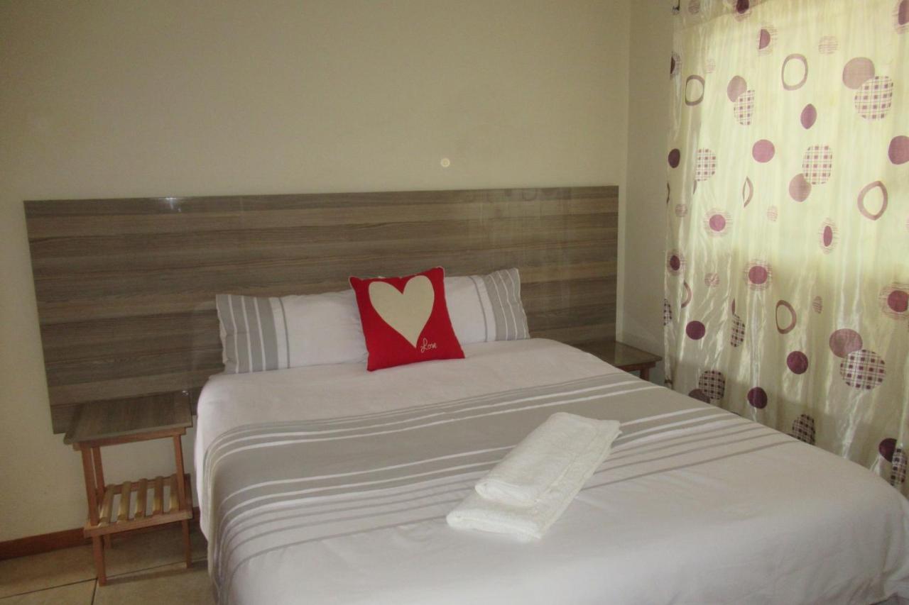 קורומאן Pab-Love Guest House מראה חיצוני תמונה