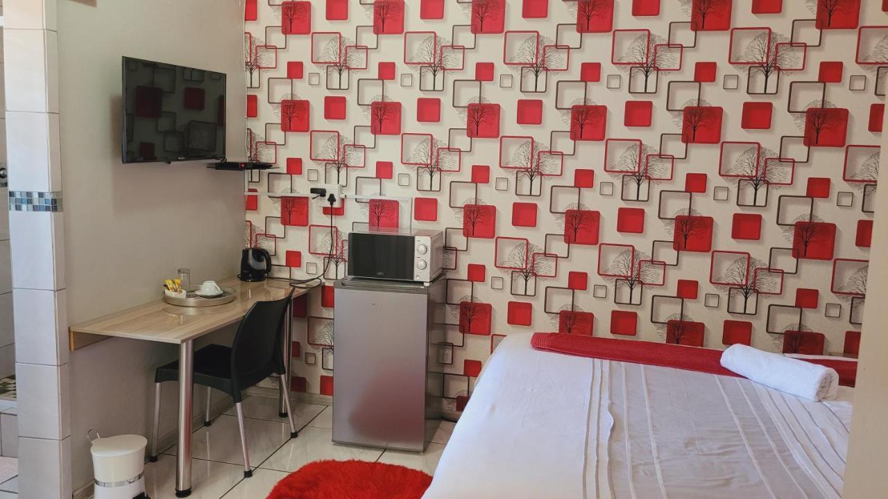 קורומאן Pab-Love Guest House מראה חיצוני תמונה