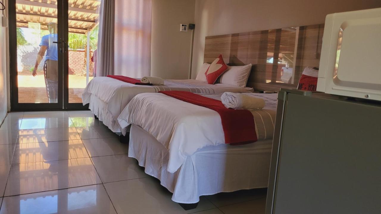 קורומאן Pab-Love Guest House מראה חיצוני תמונה