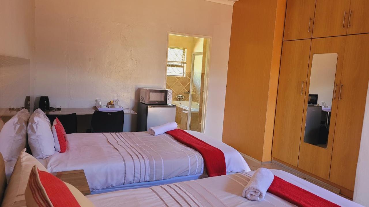 קורומאן Pab-Love Guest House מראה חיצוני תמונה